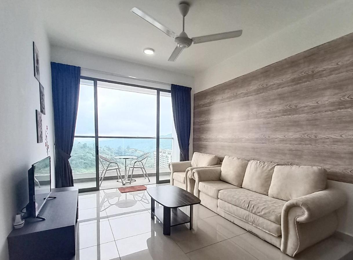 At Horizon With Sunrise View *
